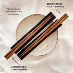 Gegraveerde eetstokjes links en rechts handig